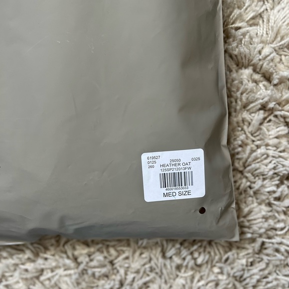 Fear of God Essentials Long Sleeve T-Shirt Dark Heather Oatmeal size Medium - Picture 7 of 8